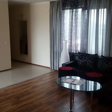 Kondor Apartament *
