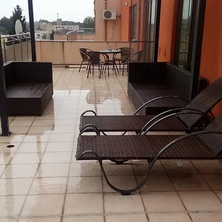 Kondor Apartament *